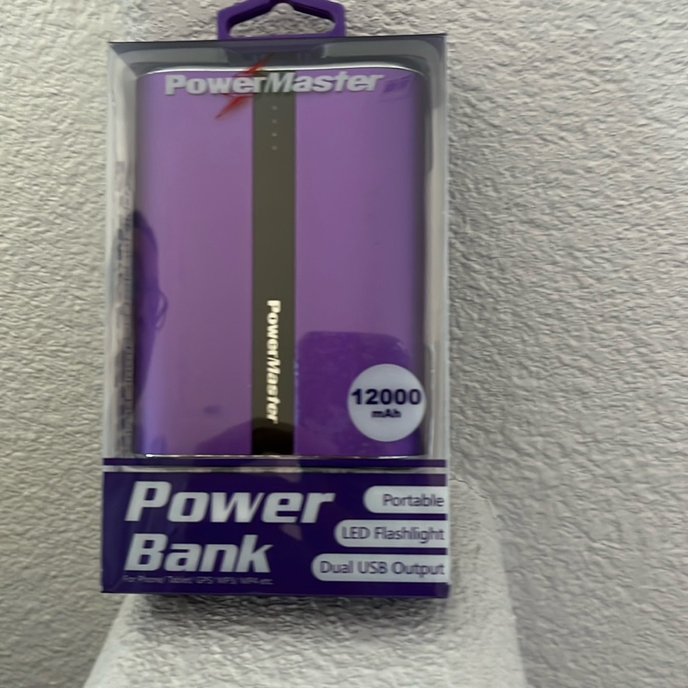 PowerMaster portable charger